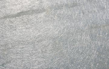 Eisgein laminate fibreglass or shingles?